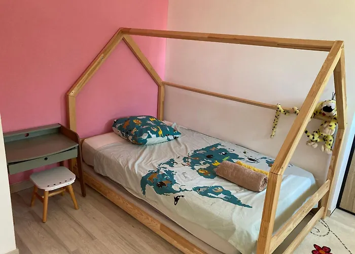 Plein Sud, Clim Et Piscine, 6 A 8 Personnes 度假居 *